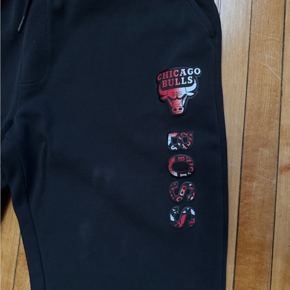 Hugo Boss BOSS Men's NBA Chicago Bulls Cotton Tracksuit Bottoms Sz. S - Picture 4 of 10